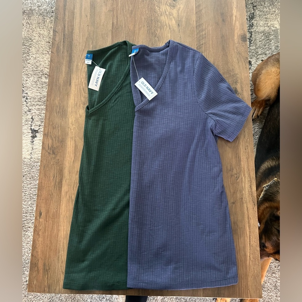 Old Navy Green and Blue Short Sleeve Tees